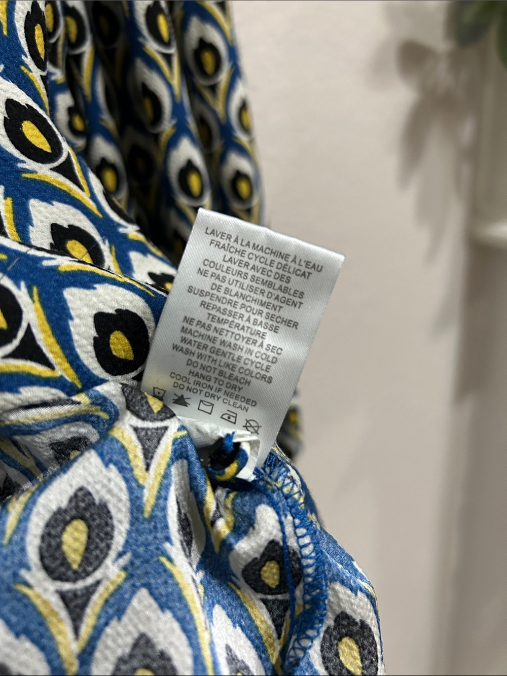 cupcakes & cashmere Blue Yellow Black Geometric Floral Top Sz XL office TC0106 - Picture 5 of 8
